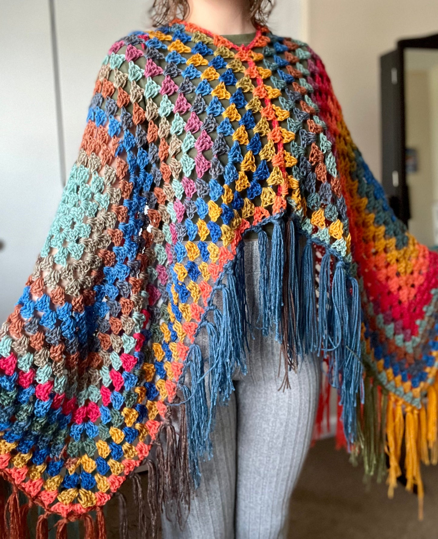 The Mikara Crochet Poncho Rainbow XS-L