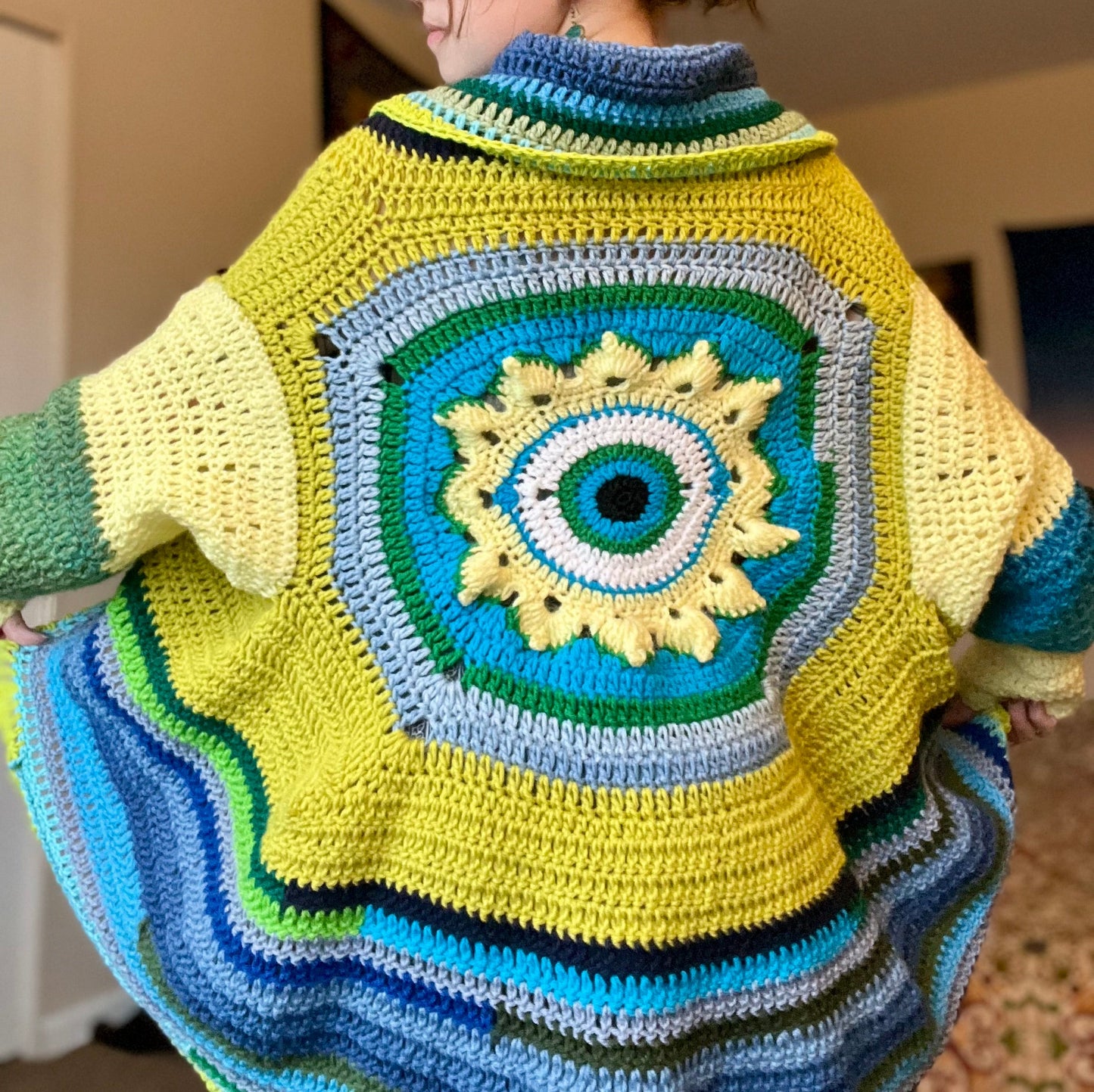 Sunlit Oracle Shrug S-XL