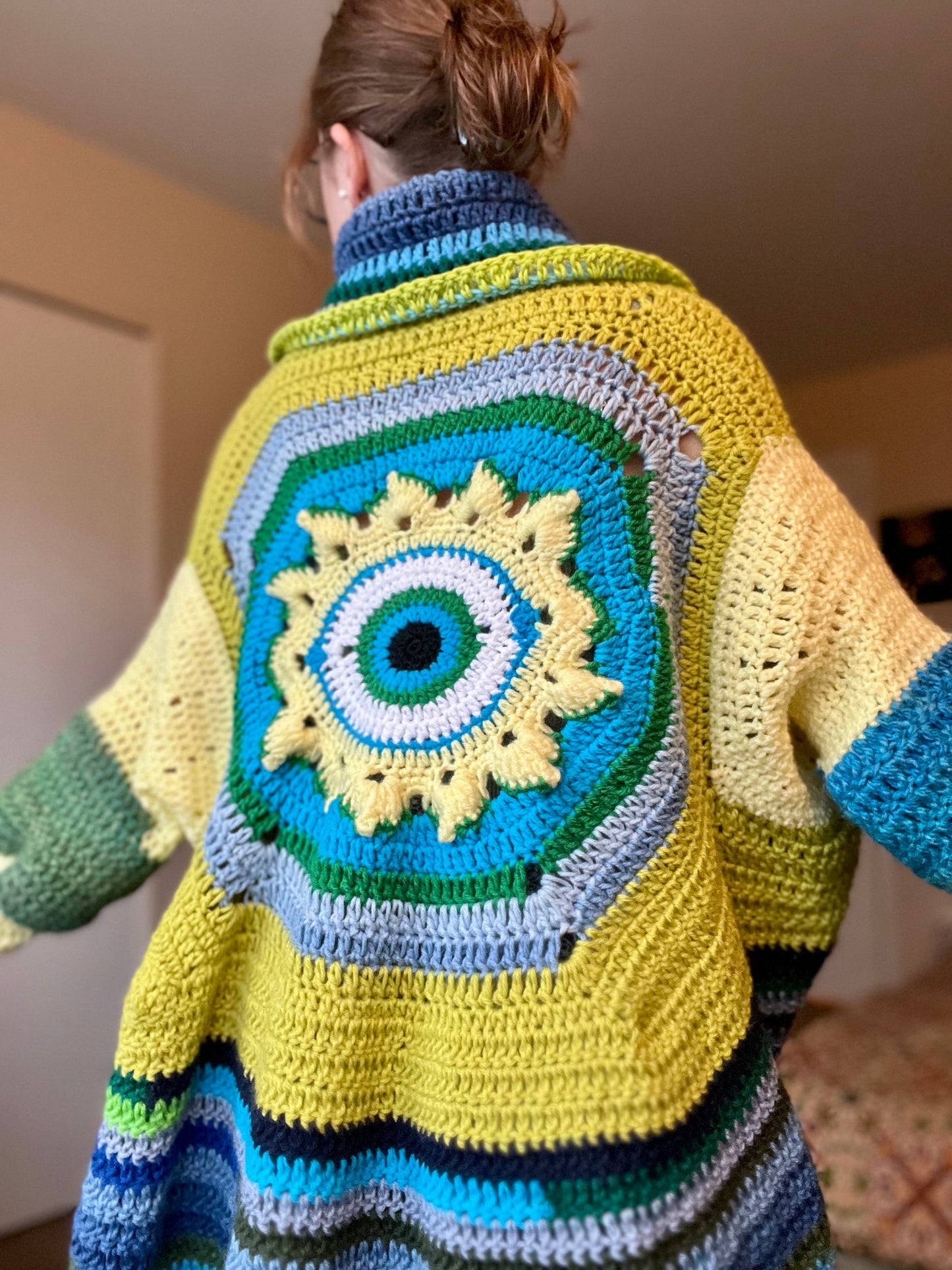 Sunlit Oracle Shrug S-XL