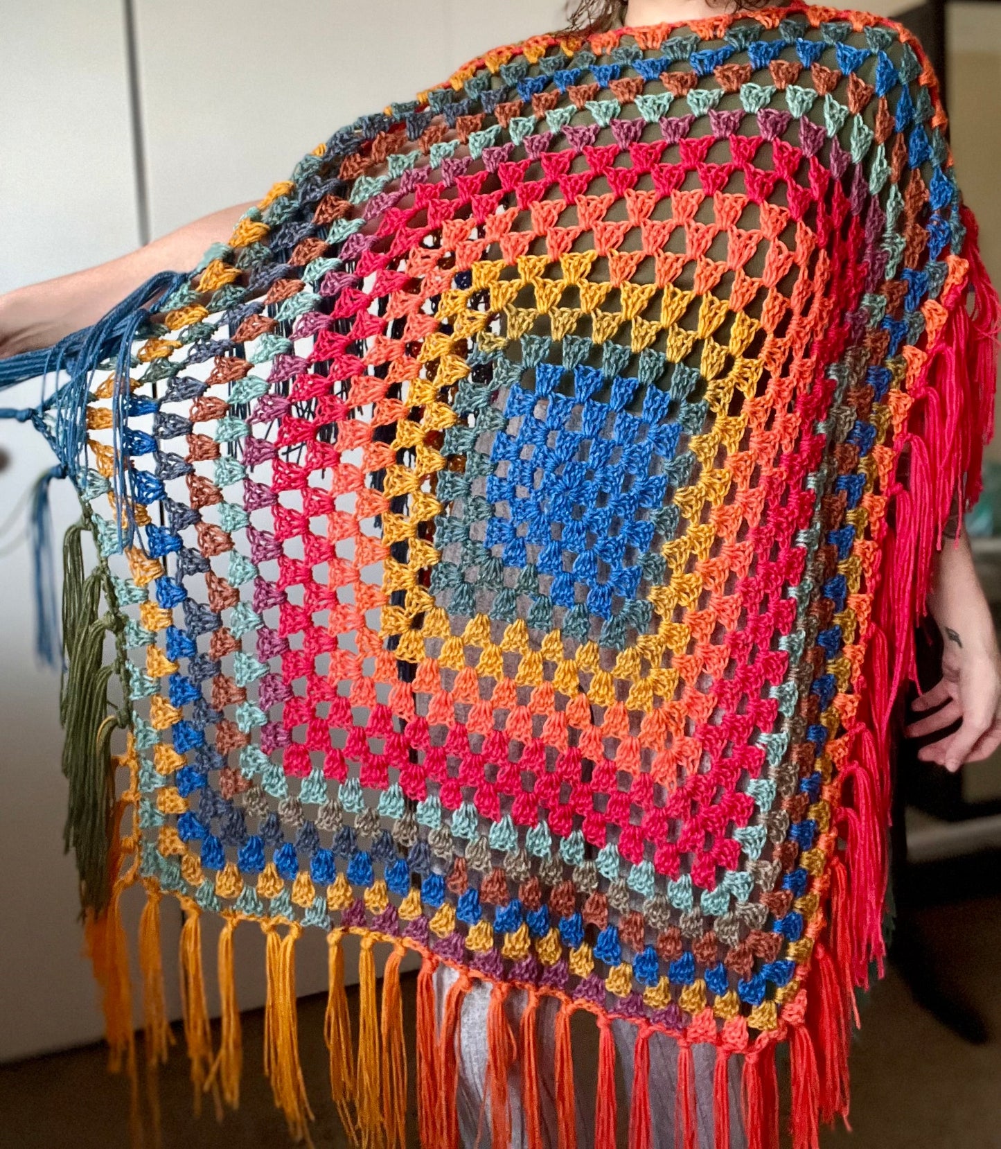 The Mikara Crochet Poncho Rainbow XS-L